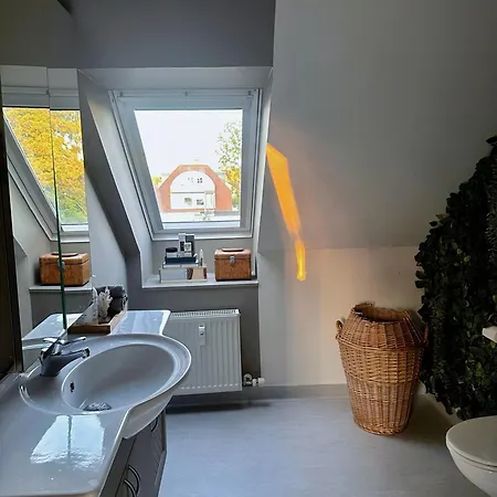 Aesthetic - City Center - Free Parking - Private Garden